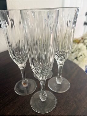 Source Unknown Clear Cut Crystal Fluted Champagne Glasses